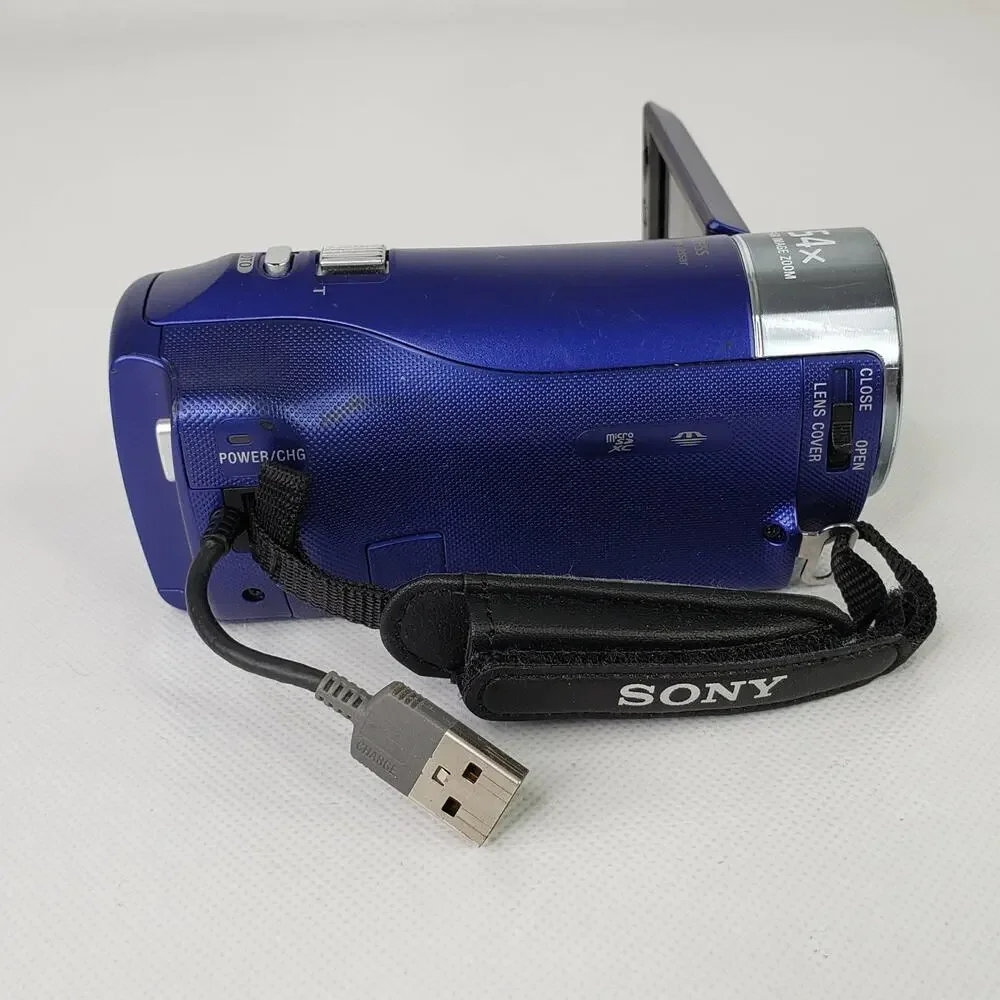 Sony Handycam HDR-CX240 1080p HD Camcorder Blue w/ 2 Batteries And SD Cards